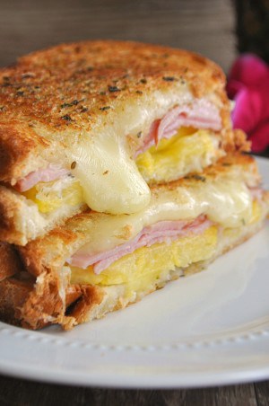 Hawaiian Grilled Cheese - House of Yumm