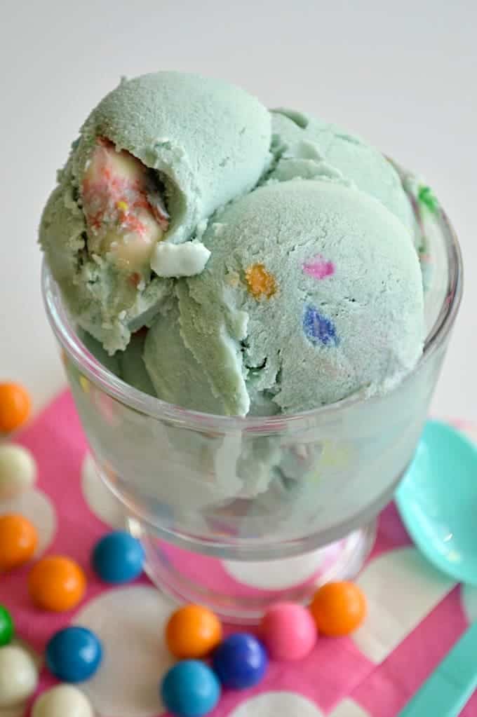 Homemade Bubblegum Ice Cream - House of Yumm