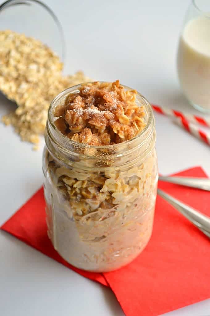 This comforting, snickerdoodle flavored oatmeal is perfect to warm you up in the mornings. 