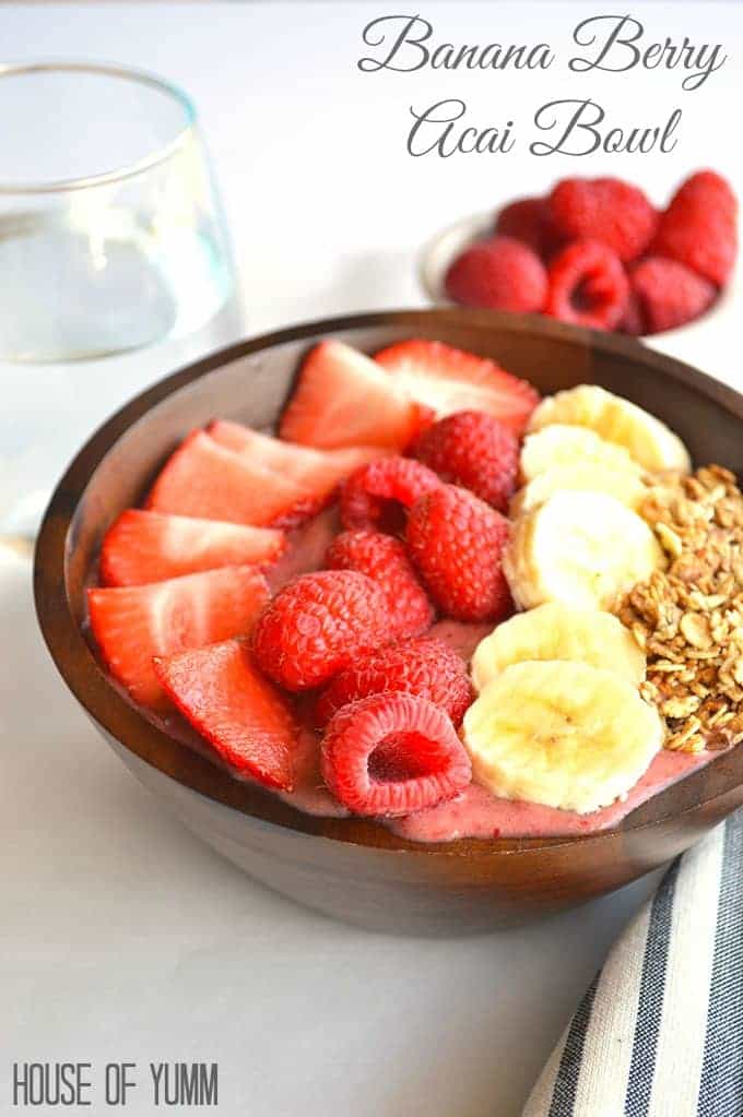  Banana Berry Acai Bowl.  Filling, healthy, sweet, fruity breakfast bowl made with Acai, banana, strawberries and raspberries. 