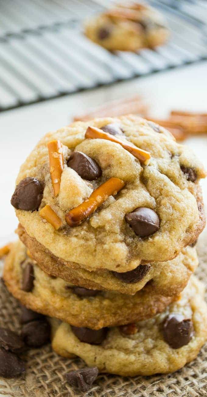 Brown Butter Toffee & Pretzel Chocolate Chip Cookies - House of Yumm