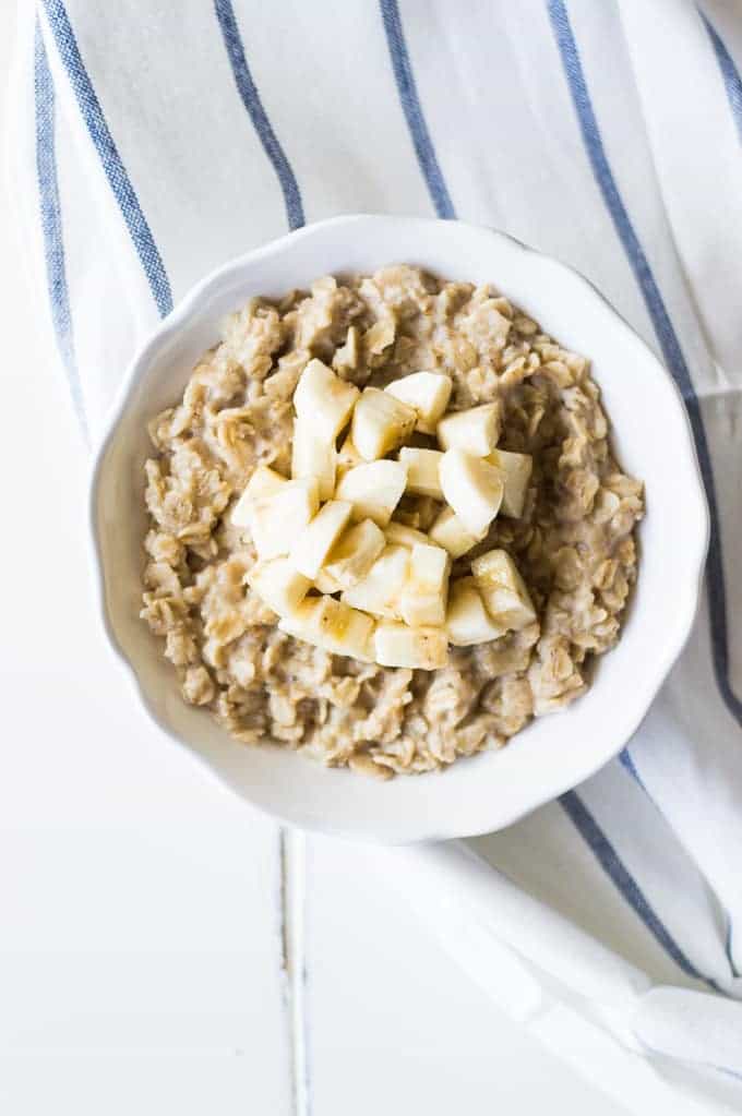 Banana Pudding Oatmeal - House of Yumm