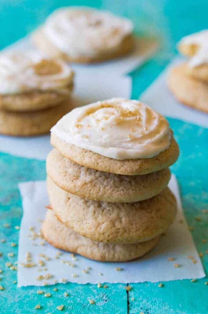 Maple Cookies with Brown Butter Frosting. These ultra soft bakery style cookies are made with real maple syrup and topped with a swirl of BROWN BUTTER frosting!