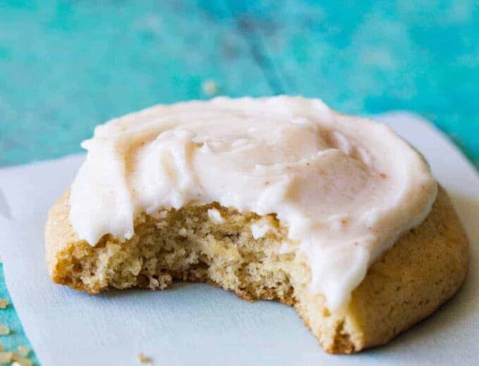 Maple Cookies with Brown Butter Frosting. These ultra soft bakery style cookies are made with real maple syrup and topped with a swirl of BROWN BUTTER frosting!