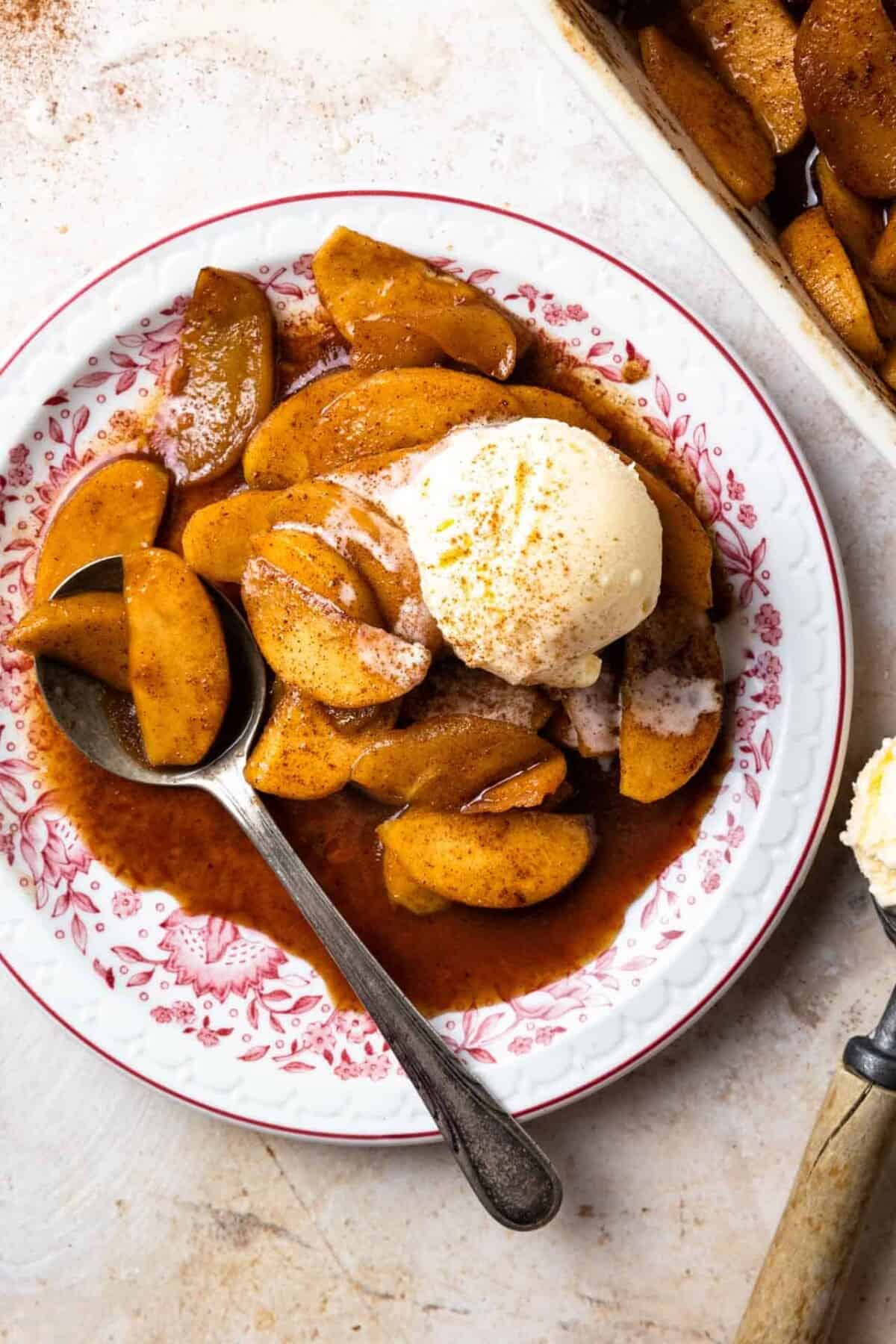Easy Baked Apples - House of Yumm