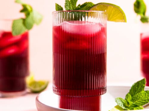 https://houseofyumm.com/wp-content/uploads/2023/03/agua-de-jamaica-hibiscus-tea-9-500x375.jpg