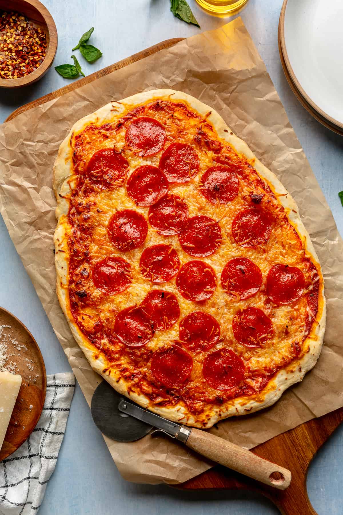 Baked pepperoni pizza. 